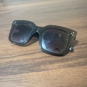 Stylish Black Sunglasses